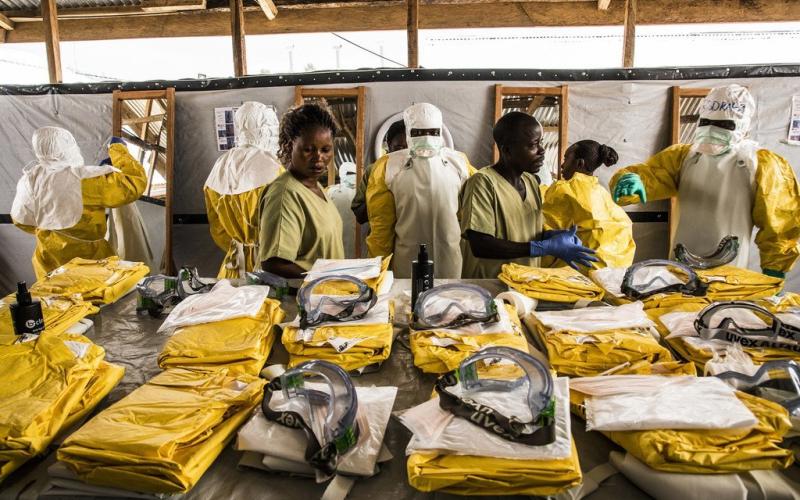 lutte contre Ebola
